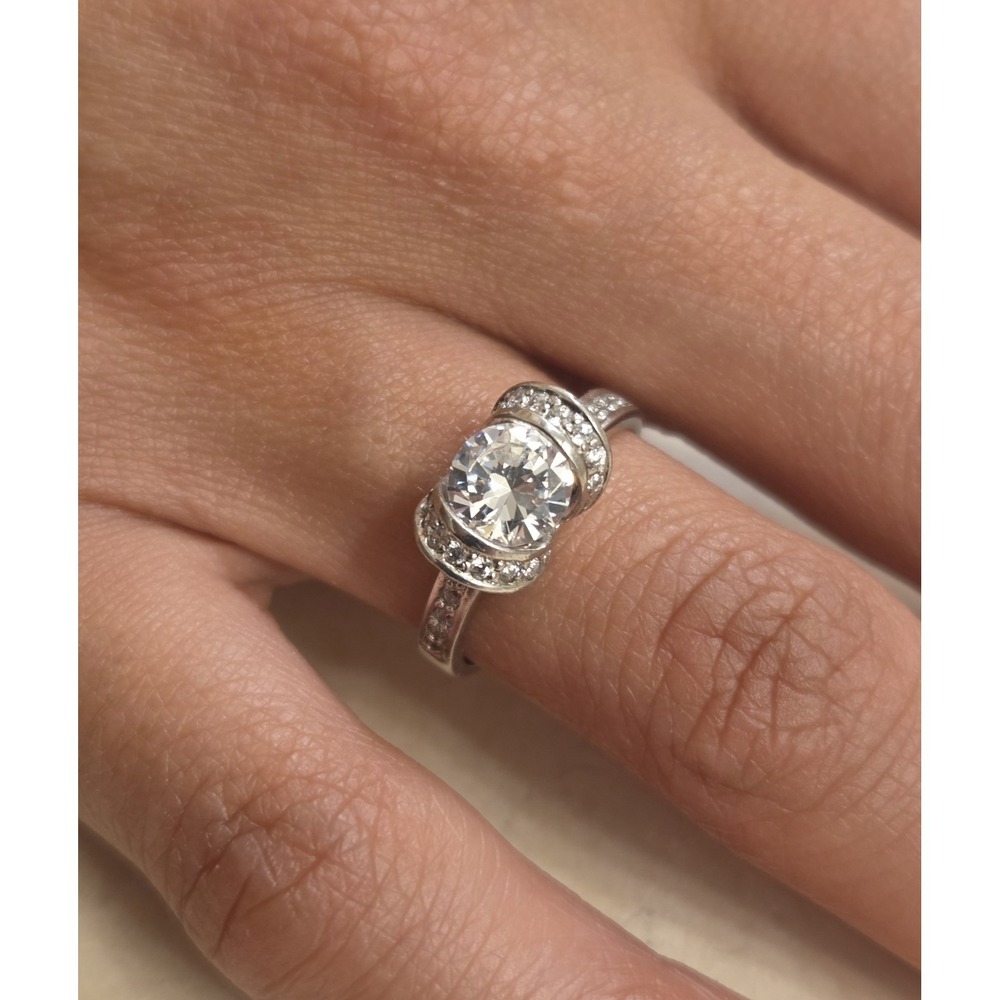 Vintage Ribbon Mount Sterling Silver CZ Ring Size 6